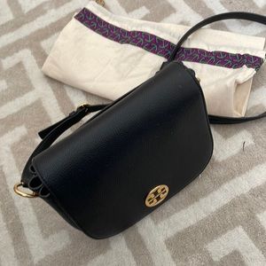 Authentic Tory Burch Cross body bag